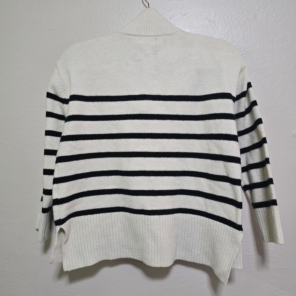 Bluivy Quarter Zip Up Stripe Pullover - Picture 7 of 10